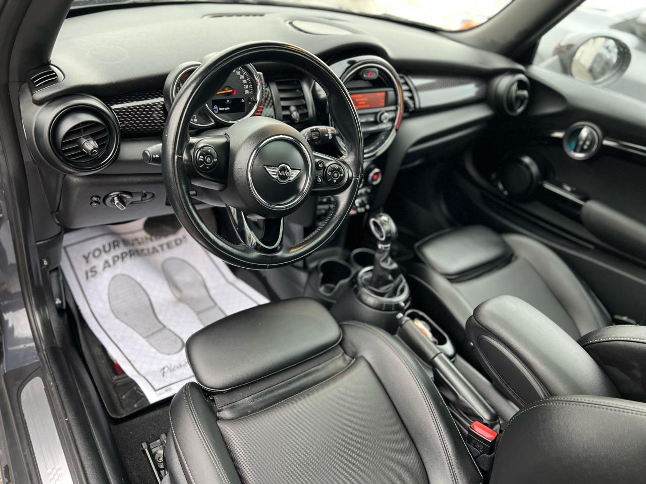 2016 MINI Cooper S Only 068,234KM 1-Owner No Accident! - Photo #21