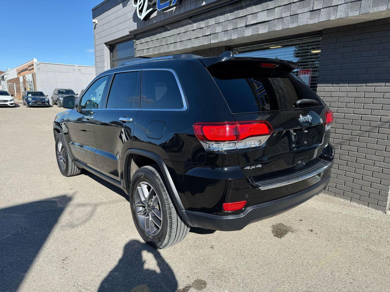 2020 Jeep Grand Cherokee LIMITED 4X4 LOW KM's - Photo #8