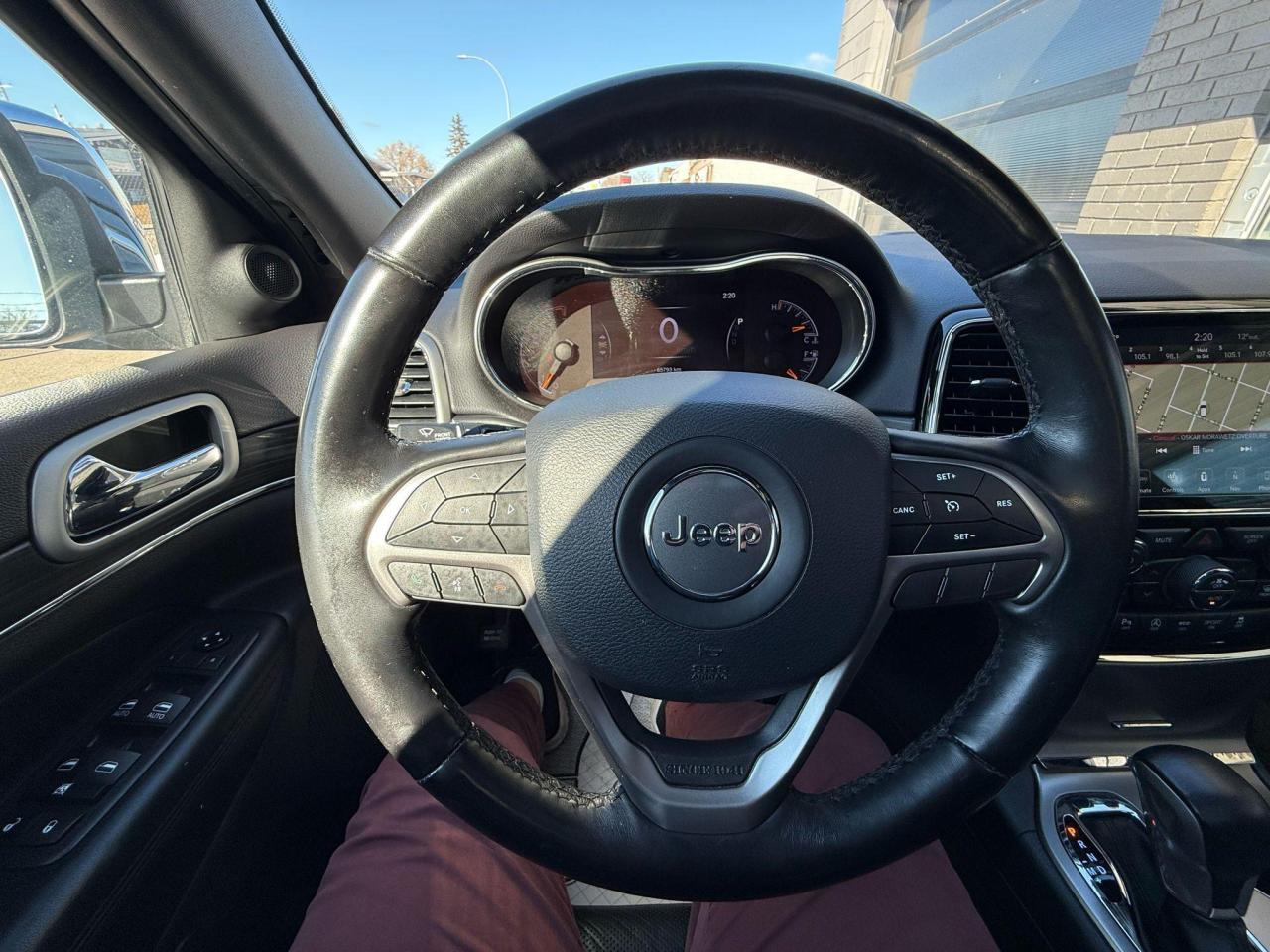2020 Jeep Grand Cherokee LIMITED 4X4 LOW KM's - Photo #18