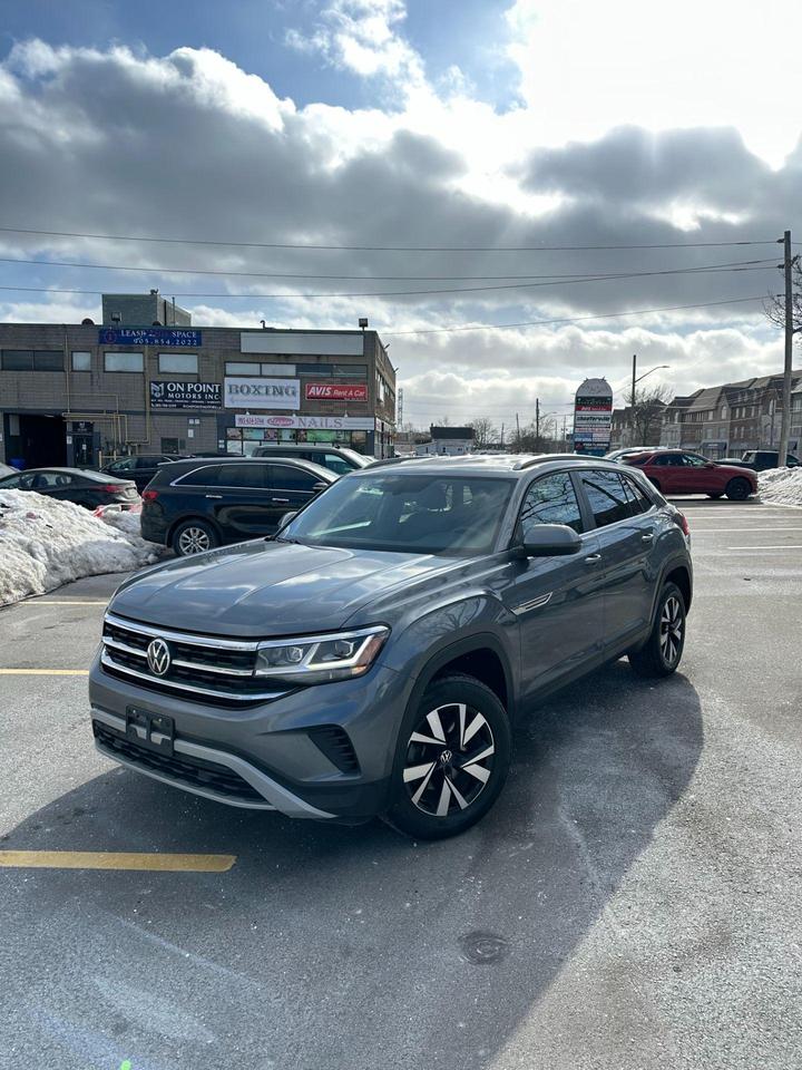 2020 Volkswagen Atlas Cross Sport Photo