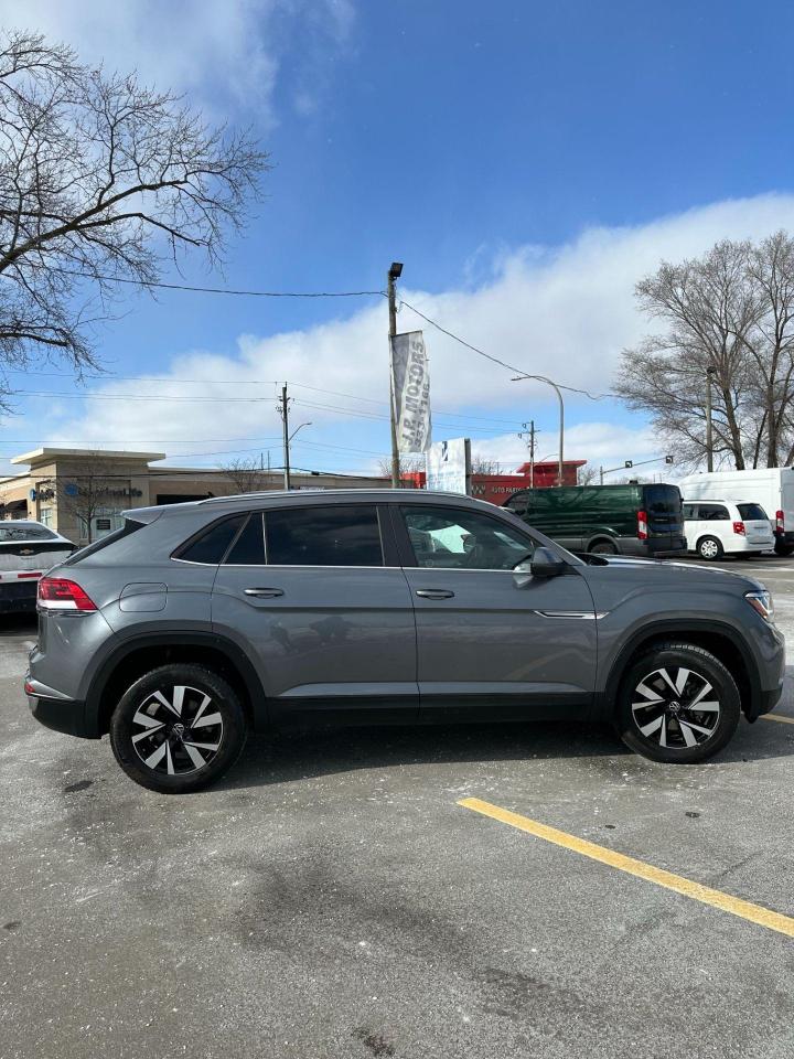 2020 Volkswagen Atlas Cross Sport - Photo #5