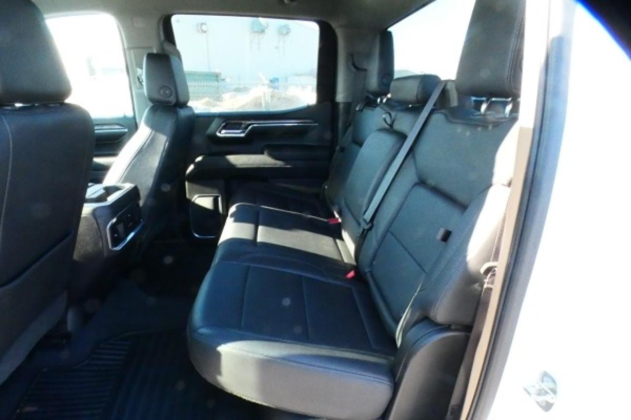 2023 Chevrolet Silverado 1500 LTZ 4WD Crew Cab w/H&C L, NAV, BUC - Photo #9