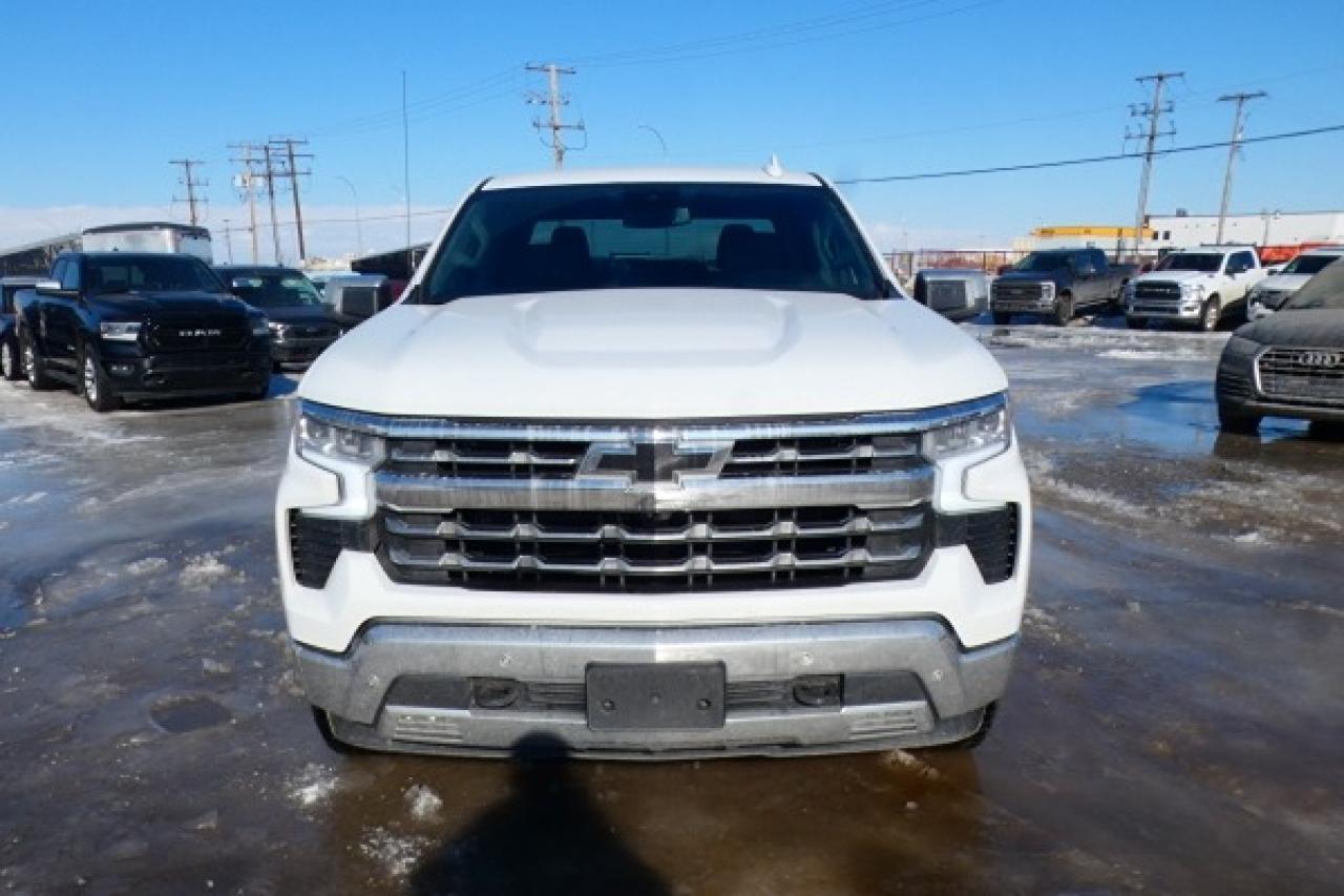 2023 Chevrolet Silverado 1500 LTZ 4WD Crew Cab w/H&C L, NAV, BUC - Photo #3