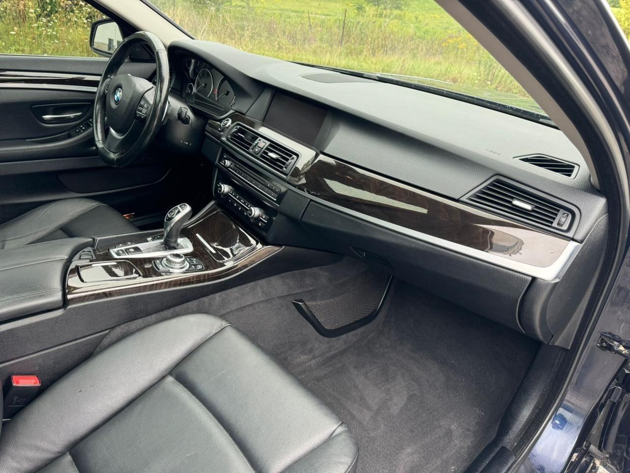 2012 BMW 5 Series 535I XDRIVE | NAV | SUNROOF | LEATHER | Photo8