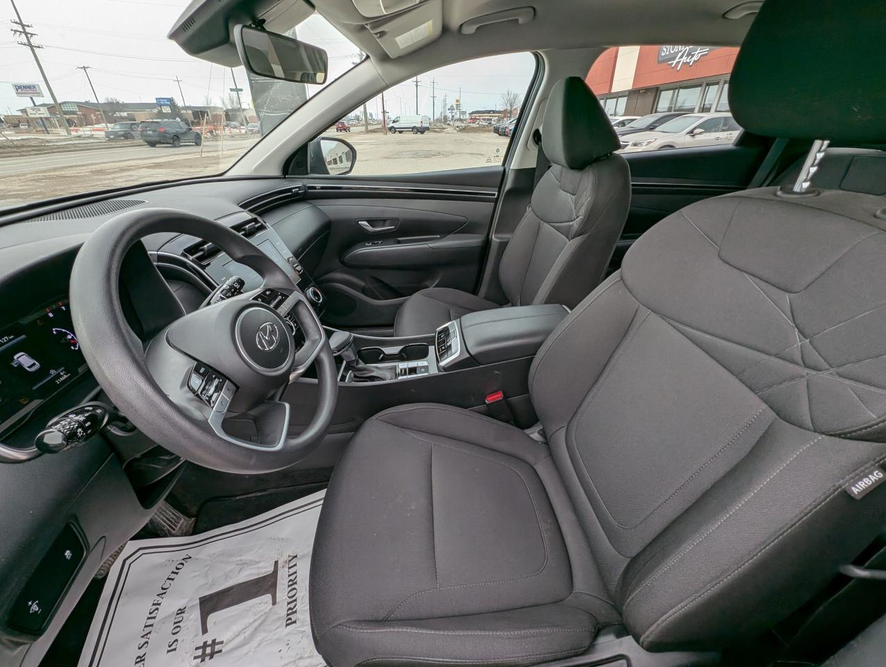 2022 Hyundai Tucson Essential | Accident Free | Manitoba Vehicle - Photo #10