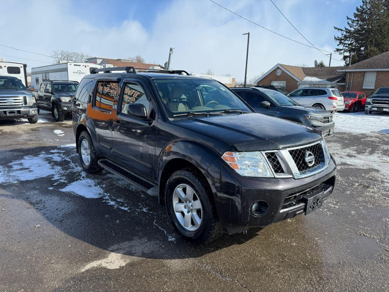 2011 Nissan Pathfinder LE, UNDERCOATED, 7 PASSENGER, CERTIFIED - Photo #7