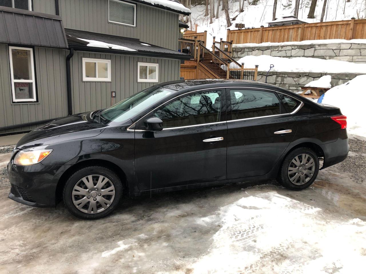 2018 Nissan Sentra SV CVT - Photo #6