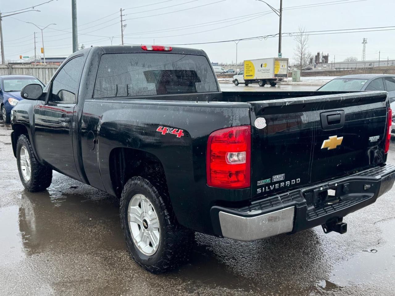 2012 Chevrolet Silverado 1500 REGULAR CAB, 5.3 V8, 4X4, DRIVES GREAT, AS IS - Photo #3