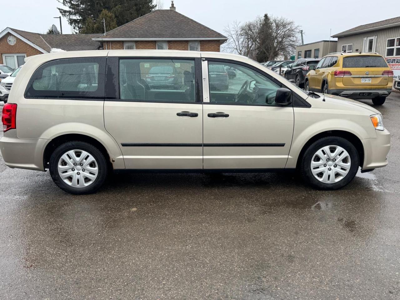 2015 Dodge Grand Caravan Canada Value Package, NO ACCIDENTS, 7 PASSENGER, CERTIFIED - Photo #6