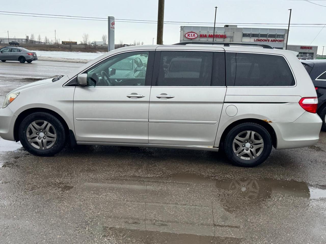 2006 Honda Odyssey EX-L, WELL MAINTAINED, DRIVES GREAT, AS IS - Photo #2