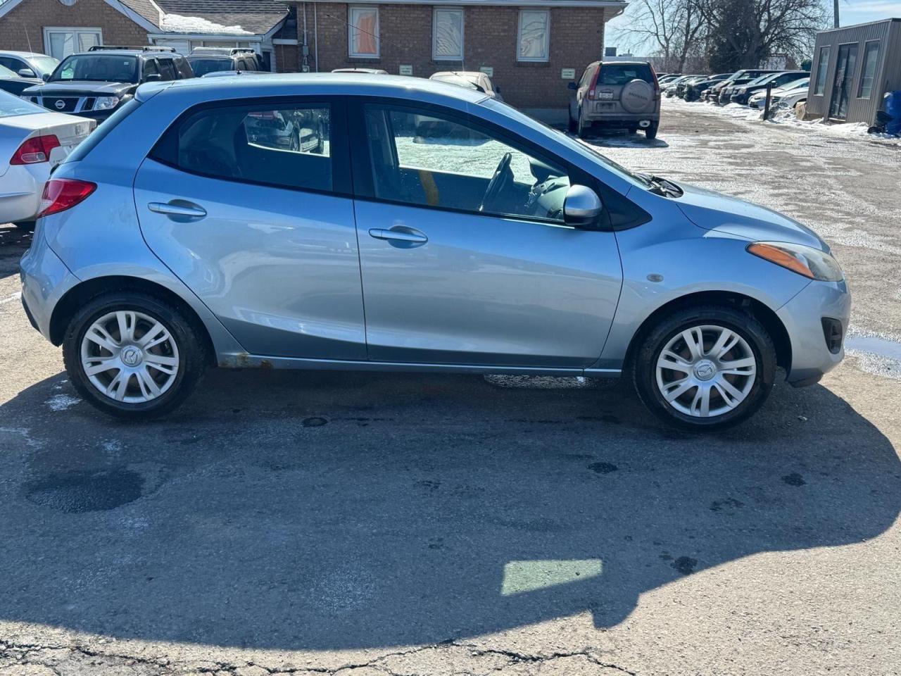 2013 Mazda MAZDA2 GX, AUTO, RUNS GOOD, AS IS - Photo #6