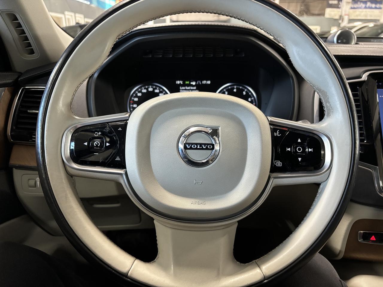 2016 Volvo XC90 T6 Inscription|AWD|NAV|HEADSUP|CREAMLEATHER|WOOD| - Photo #37