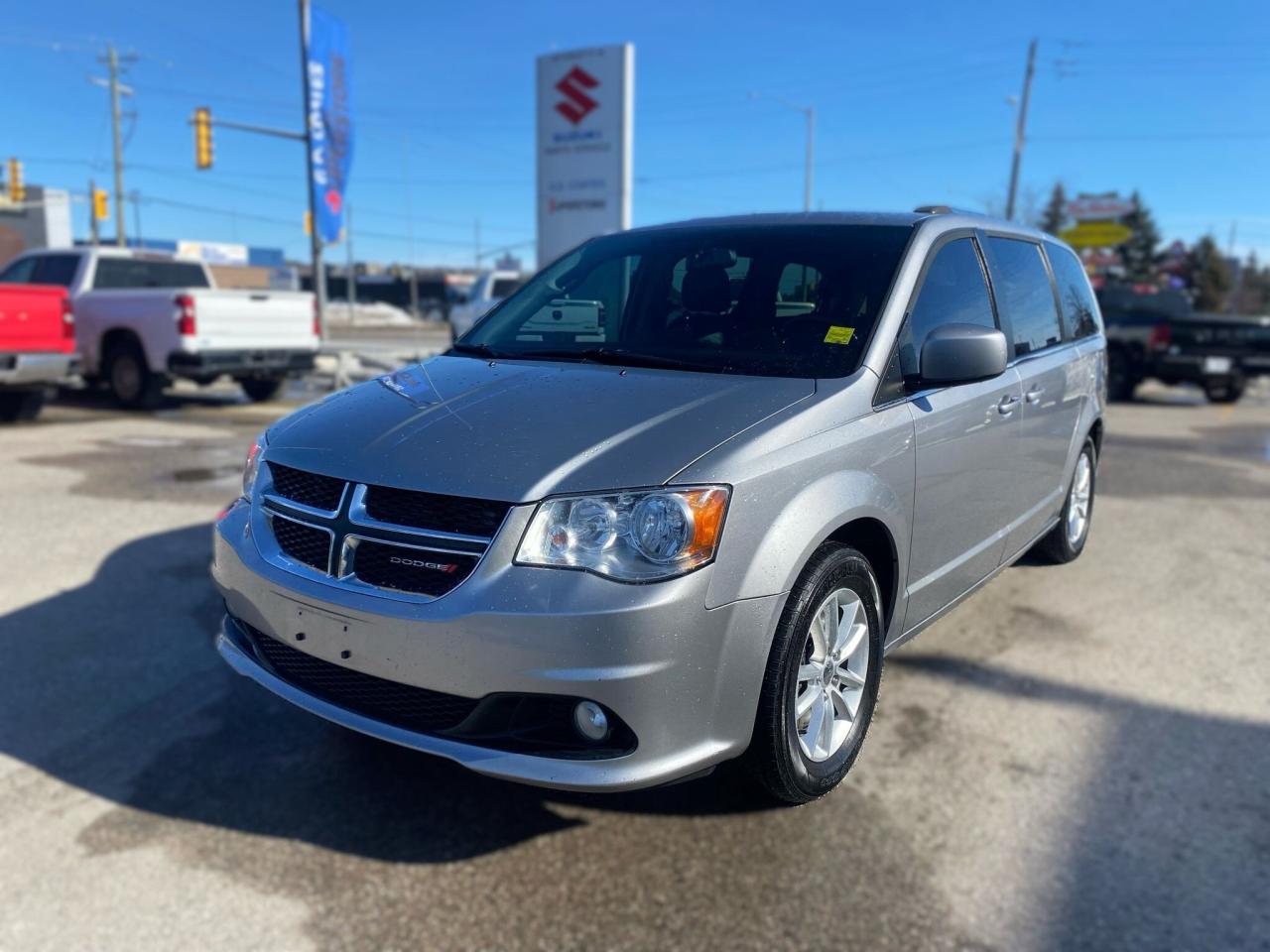 Used 2018 Dodge Grand Caravan SXT Premium Plus ~Nav ~DVD ~Cam ~Leather ~Rear Air for sale in Barrie, ON