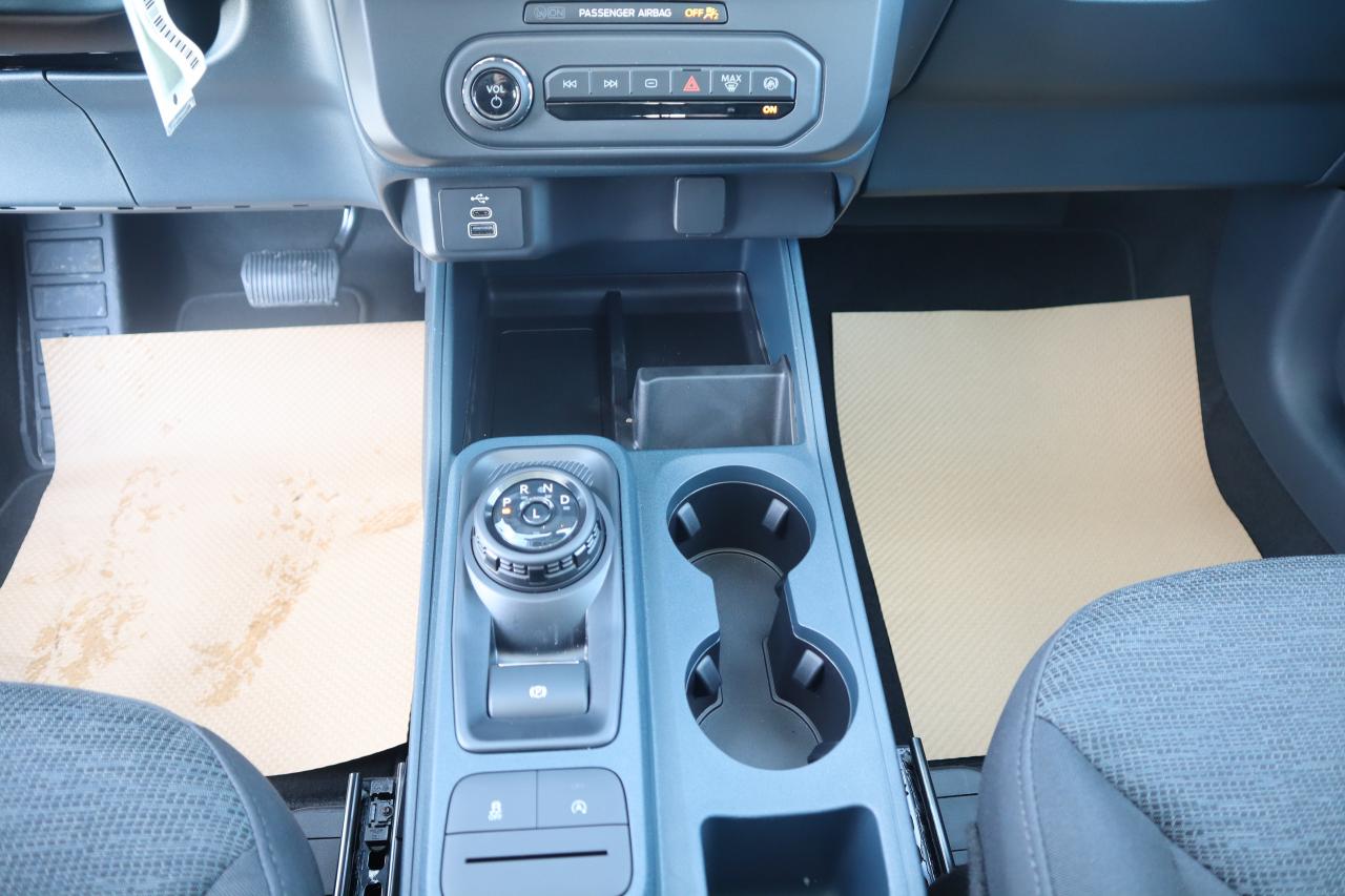 2025 Ford Maverick XL Photo5