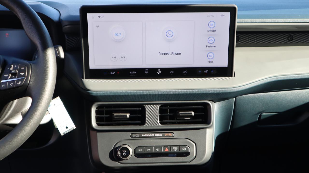 2025 Ford Maverick XL Photo5