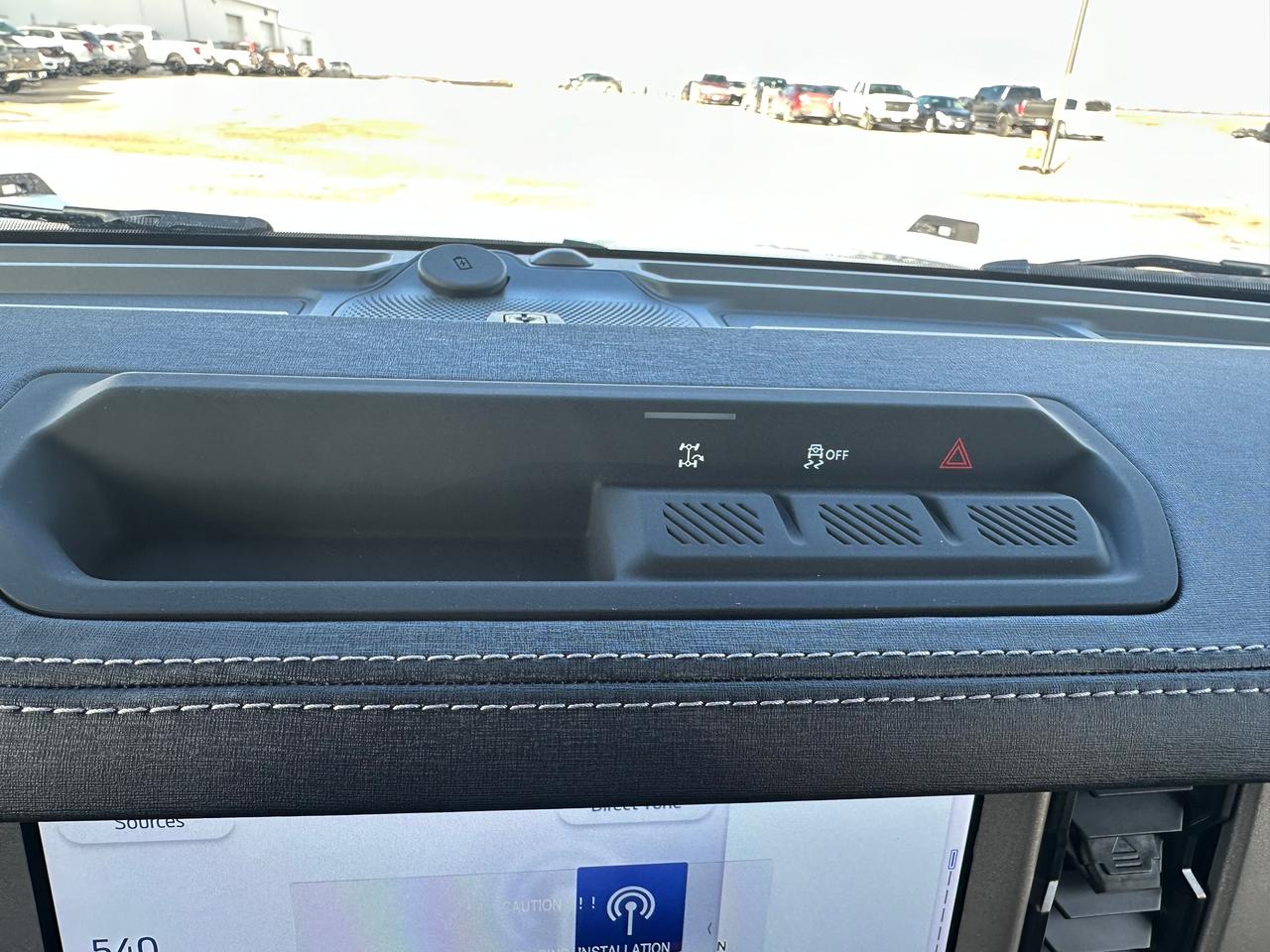 2025 Ford Bronco OUTER BANKS 4 Door 4x4 314A Photo5