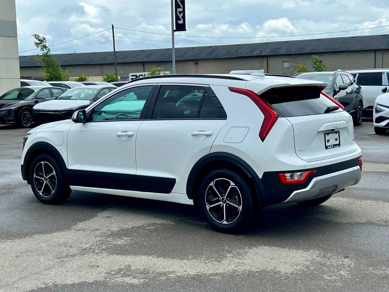 2025 Kia NIRO PHEV EX Photo2