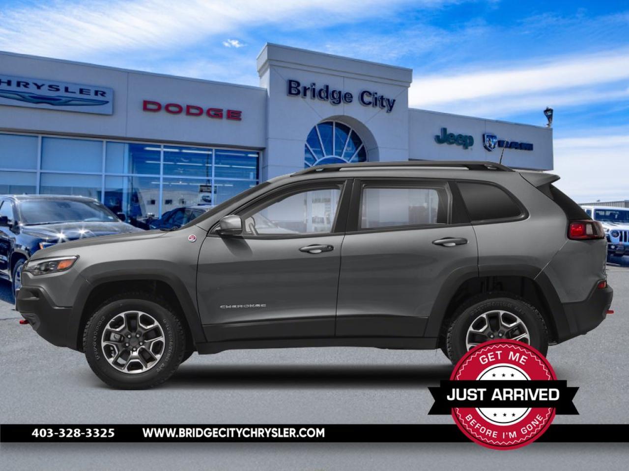 Used 2020 Jeep Cherokee Trailhawk 3.2L V6 - Nappa Leather - Alpine Sound - Trailer Tow Pkg - Panoramic Sunroof - Blind Spot for sale in Lethbridge, AB