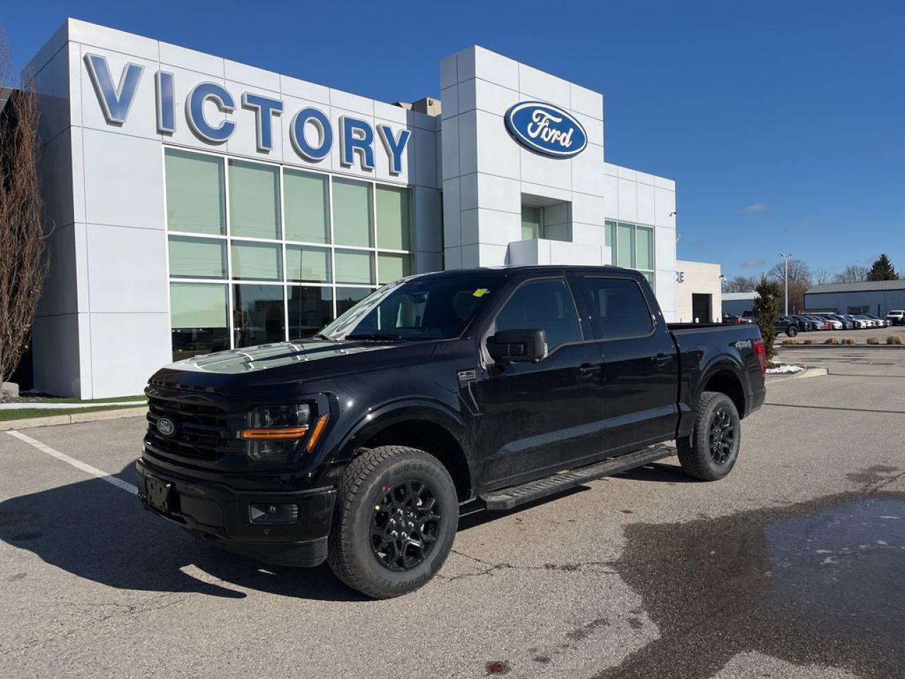 New 2025 Ford F-150 XLT for sale in Chatham, ON