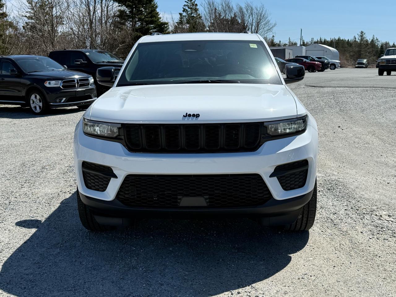 2025 Jeep Grand Cherokee L Altitude 4x4 Photo2