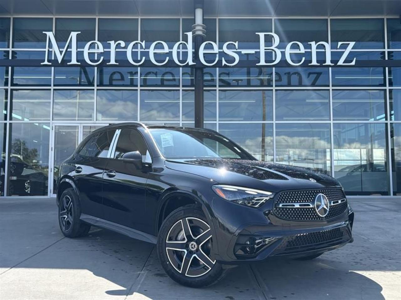 New 2025 Mercedes-Benz GLC 300 4MATIC SUV for sale in Calgary, AB