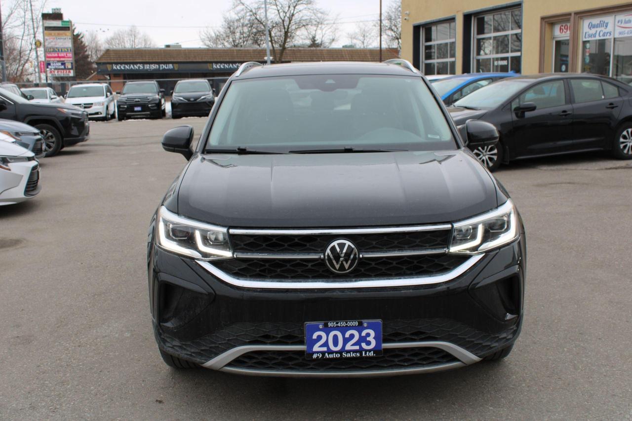 2023 Volkswagen Taos Highline - Photo #2