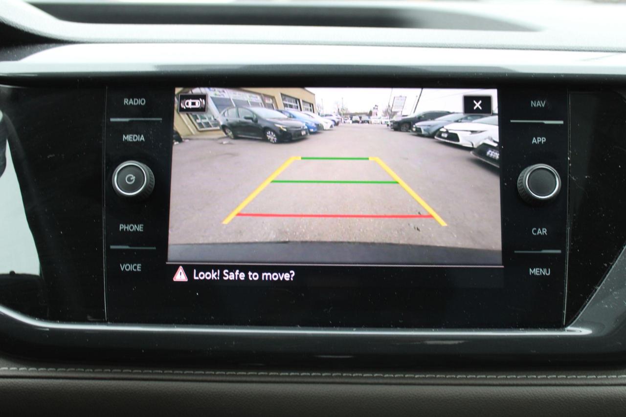 2023 Volkswagen Taos Highline - Photo #13
