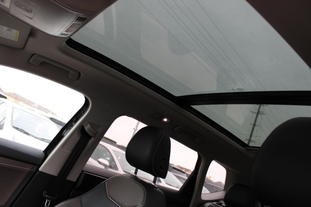 2023 Volkswagen Taos Highline - Photo #19
