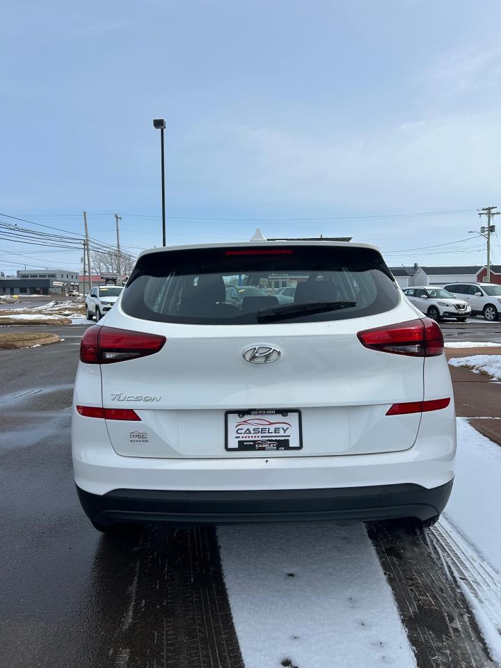 2019 Hyundai Tucson SE - Photo #5