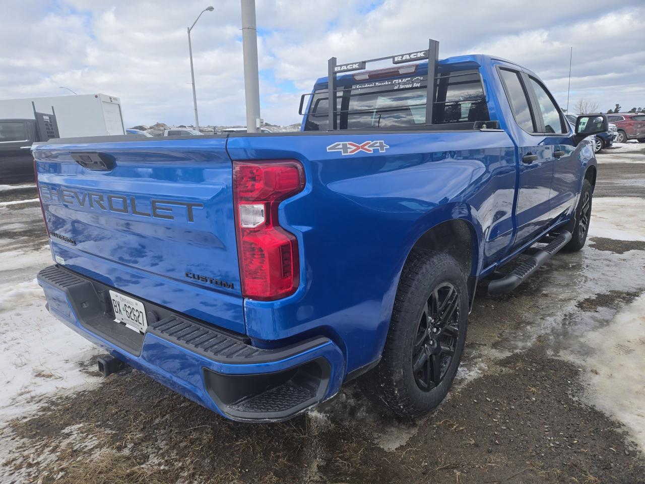 2023 Chevrolet Silverado 1500 4WD Double Cab 147" Custom - Photo #4