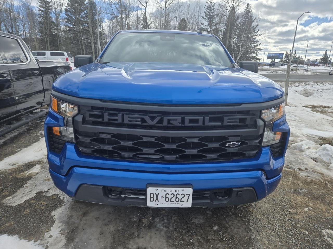 2023 Chevrolet Silverado 1500 4WD Double Cab 147" Custom - Photo #2