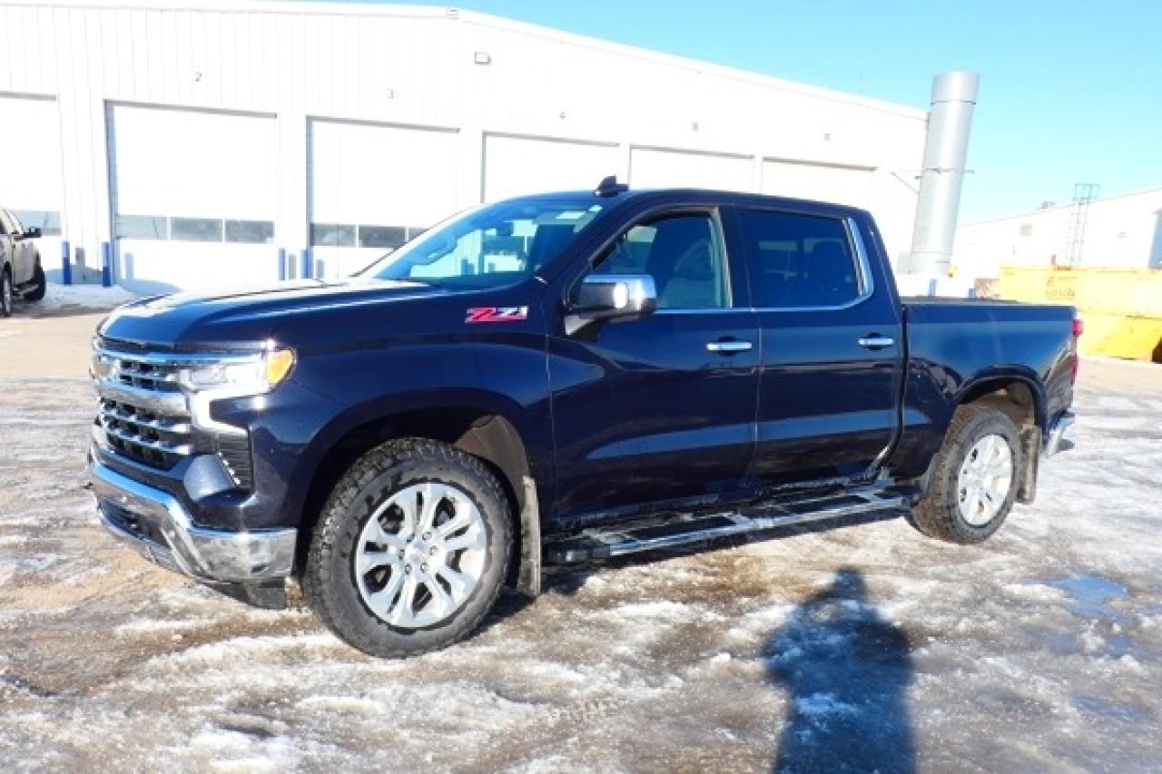 2023 Chevrolet Silverado 1500 LTZ 4WD Crew Cab w/H&C L, NAV, BUC - Photo #2