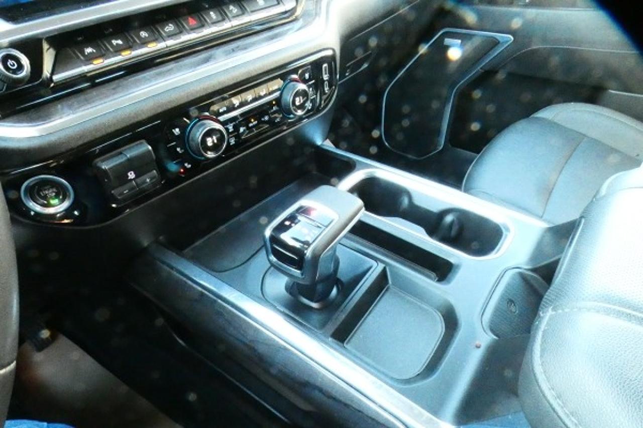 2023 Chevrolet Silverado 1500 LTZ 4WD Crew Cab w/H&C L, NAV, BUC - Photo #16