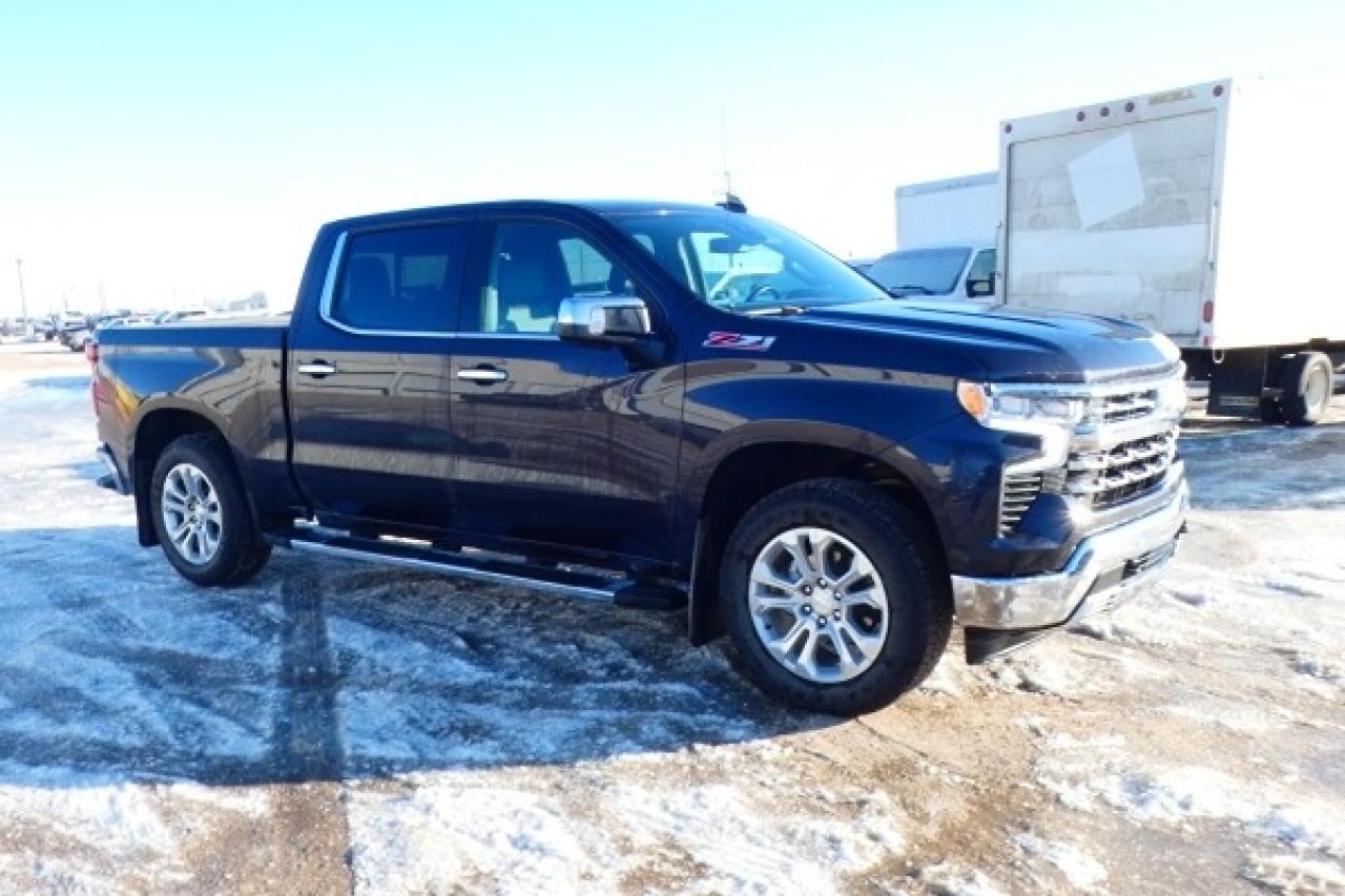 2023 Chevrolet Silverado 1500 LTZ 4WD Crew Cab w/H&C L, NAV, BUC - Photo #4