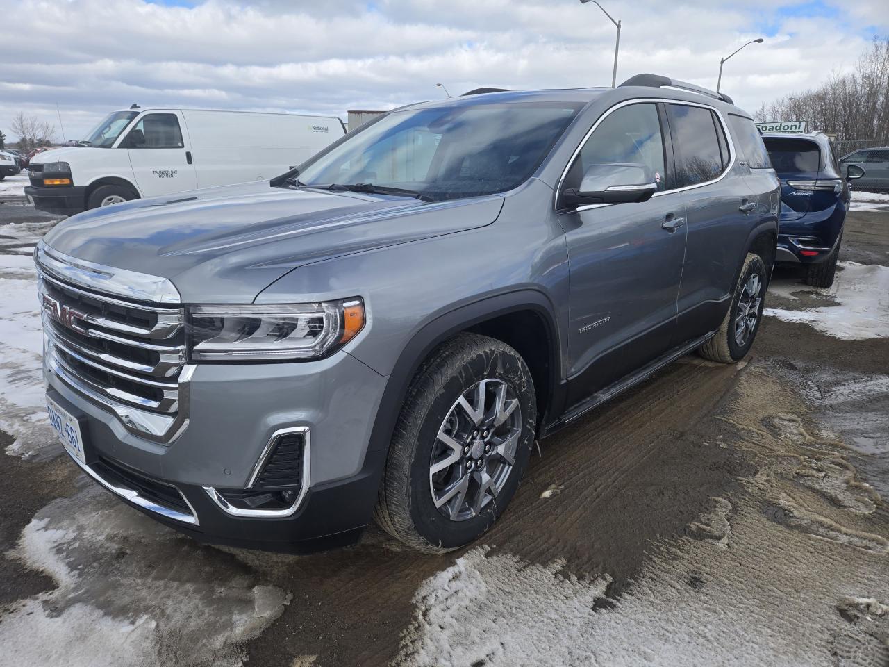 Used 2023 GMC Acadia AWD 4dr SLT for sale in Thunder Bay, ON