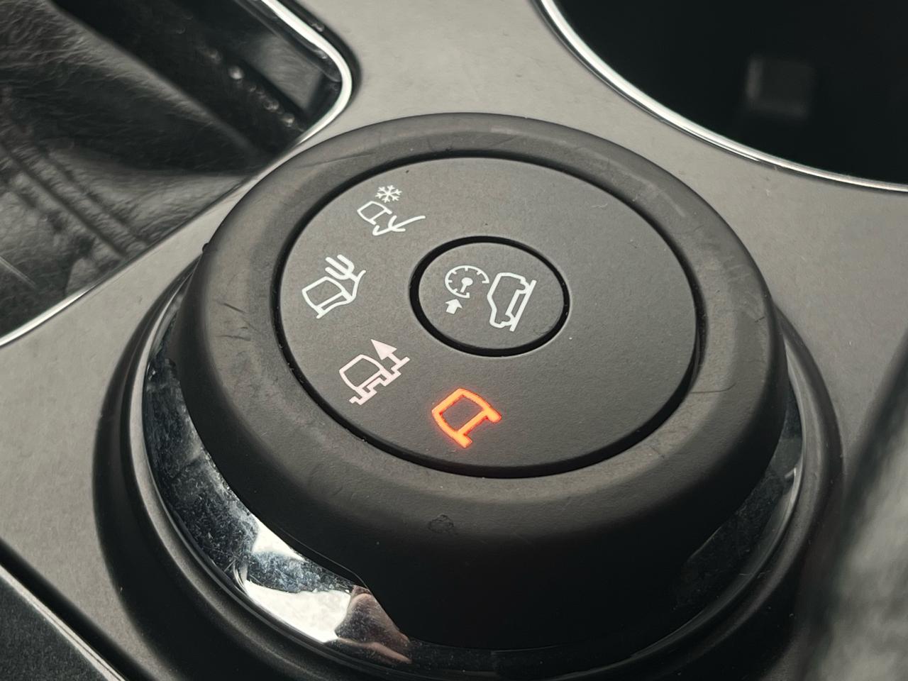 2017 Ford Explorer XLT | Backup Camera | Heated Seats | Bluetooth - Photo #16
