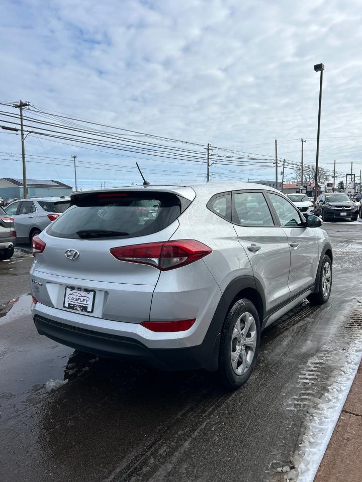 2018 Hyundai Tucson SE - Photo #4