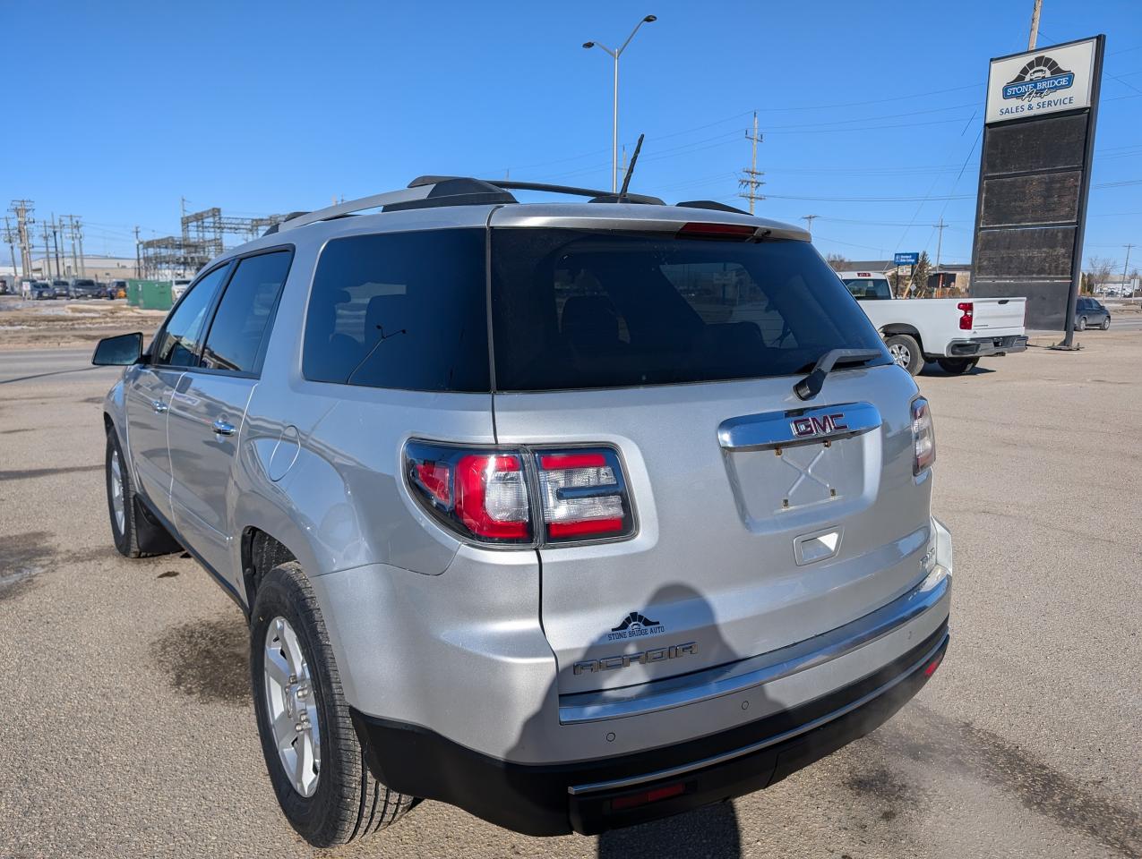 2016 GMC Acadia SLE - Photo #5