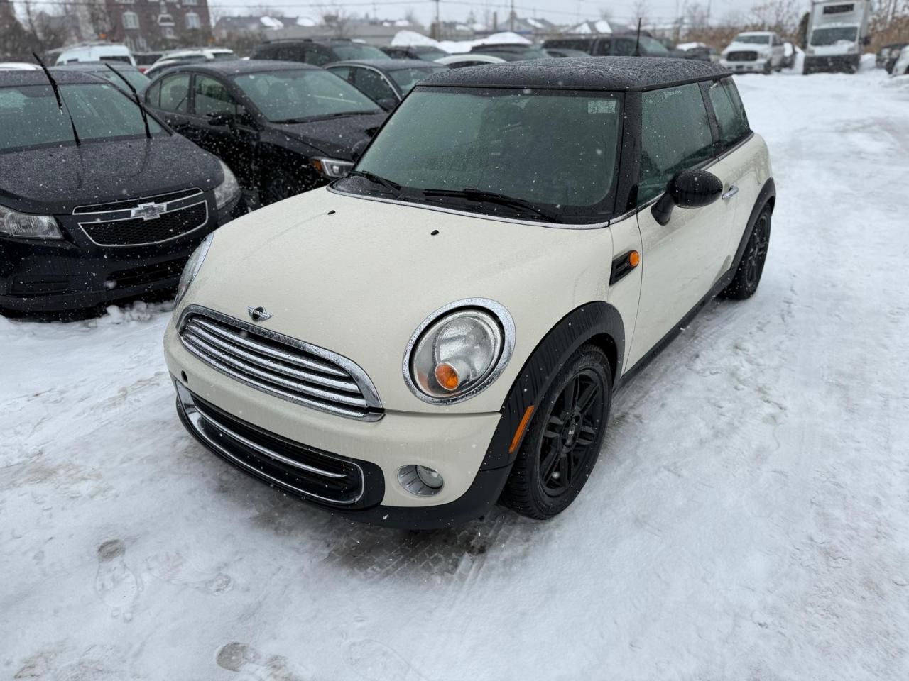 Used 2013 MINI Cooper  for sale in Vaudreuil-Dorion, QC