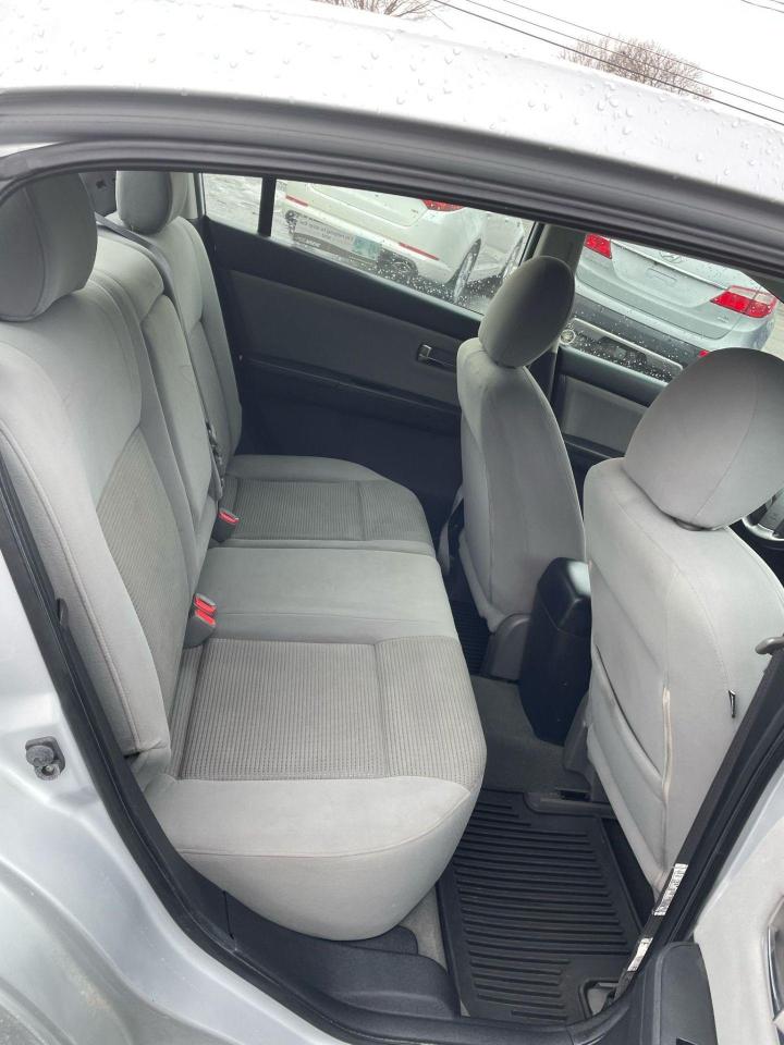 2012 Nissan Sentra 4dr Sdn I4 CVT 2.0 S - Photo #11