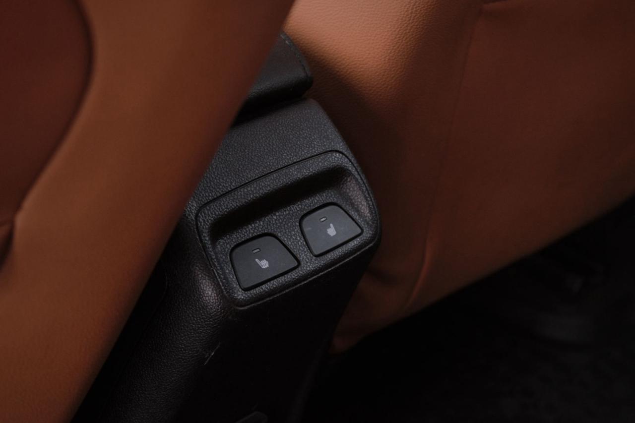 2017 Chevrolet Cruze Premier HATCHBACK - Photo #16