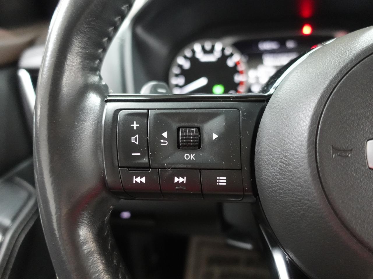 2021 Nissan Rogue SV | AWD | Leather | Pano roof | BSM | CarPlay