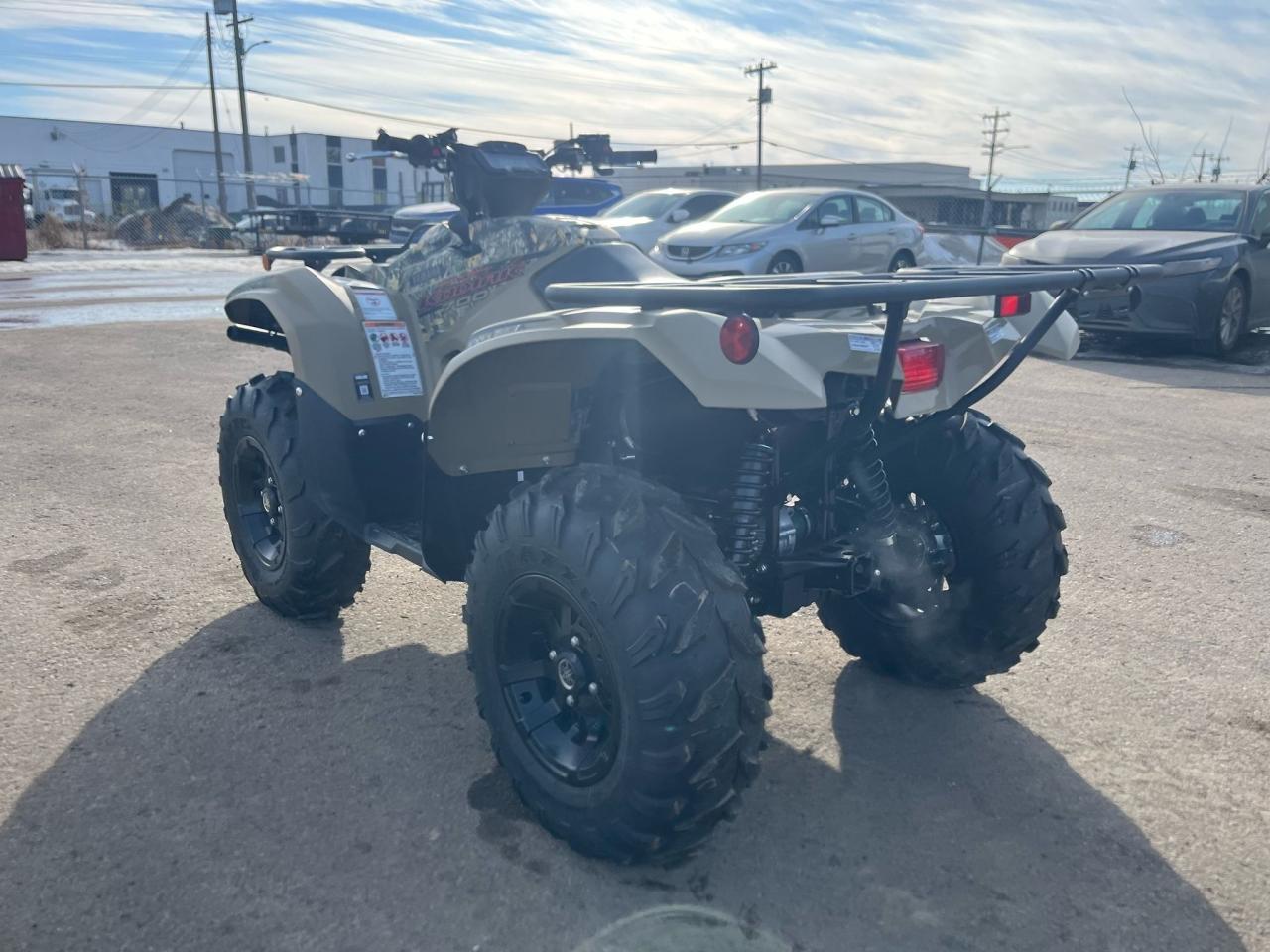 2024 Yamaha KODIAK 700 $99 B/W - Photo #3