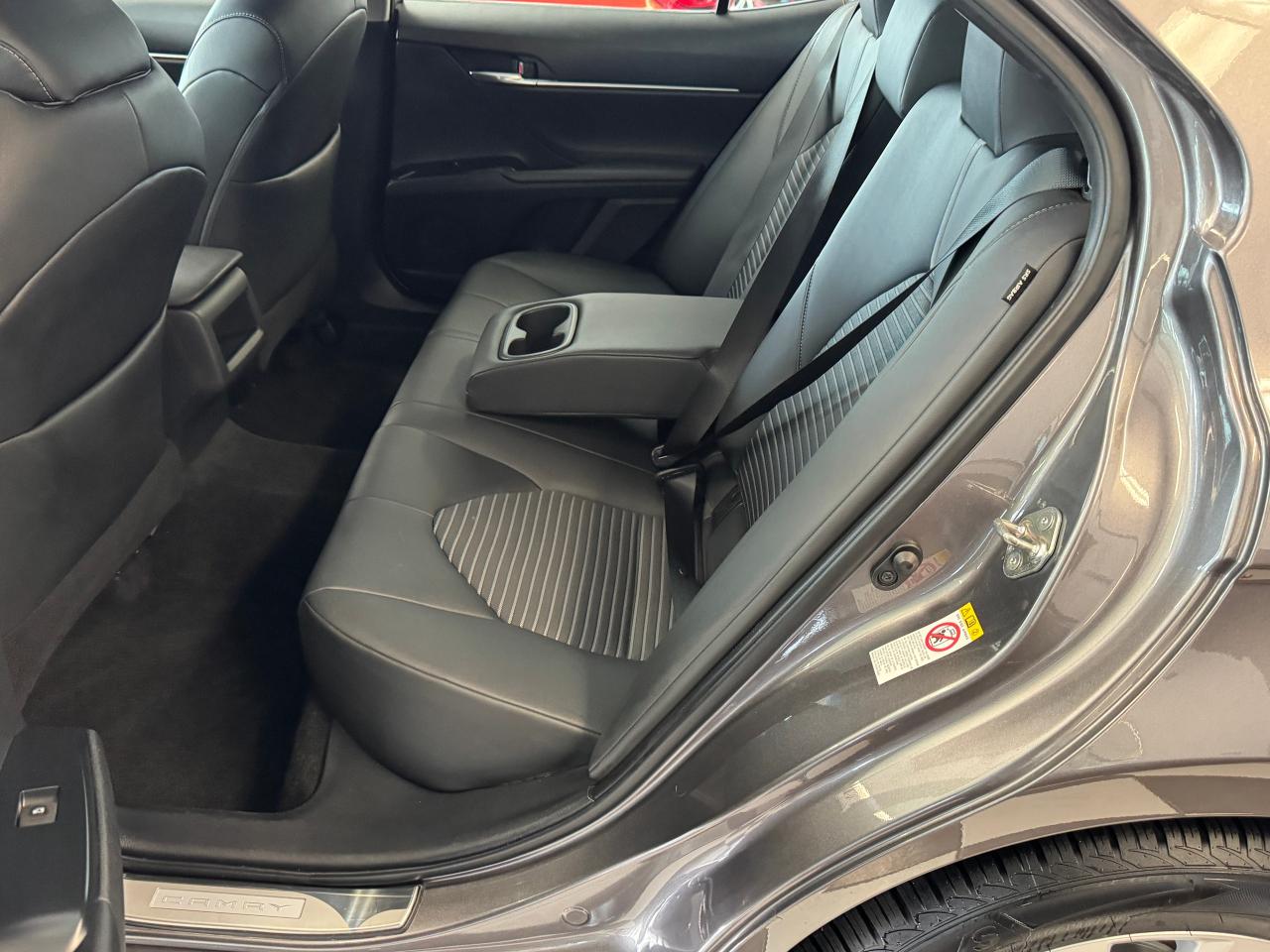 2018 Toyota Camry SE+New Tires+Brakes+Adaptive Cruise+CLEAN CARFAX - Photo #24