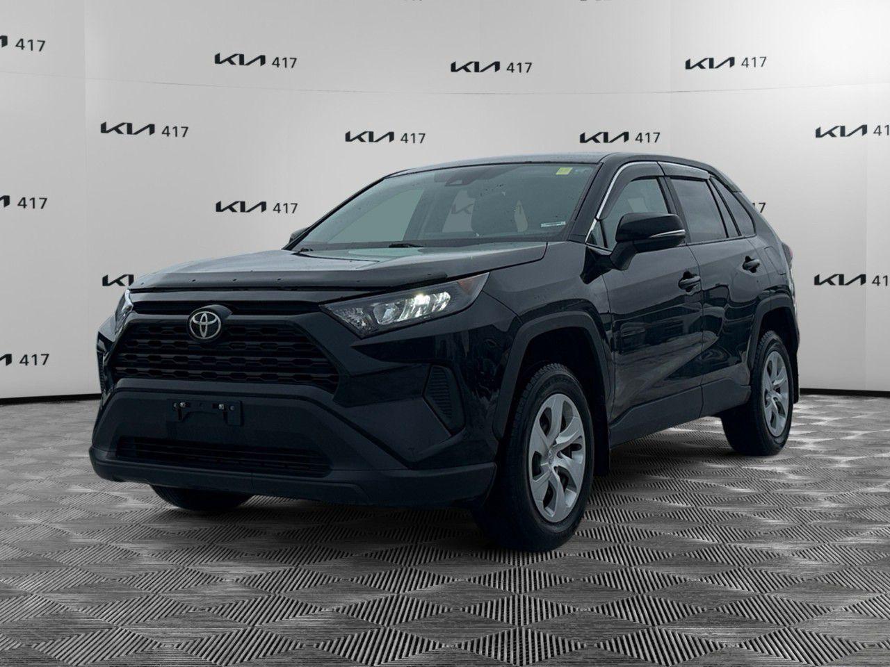 Used 2022 Toyota RAV4 LE FWD for sale in Gloucester, ON