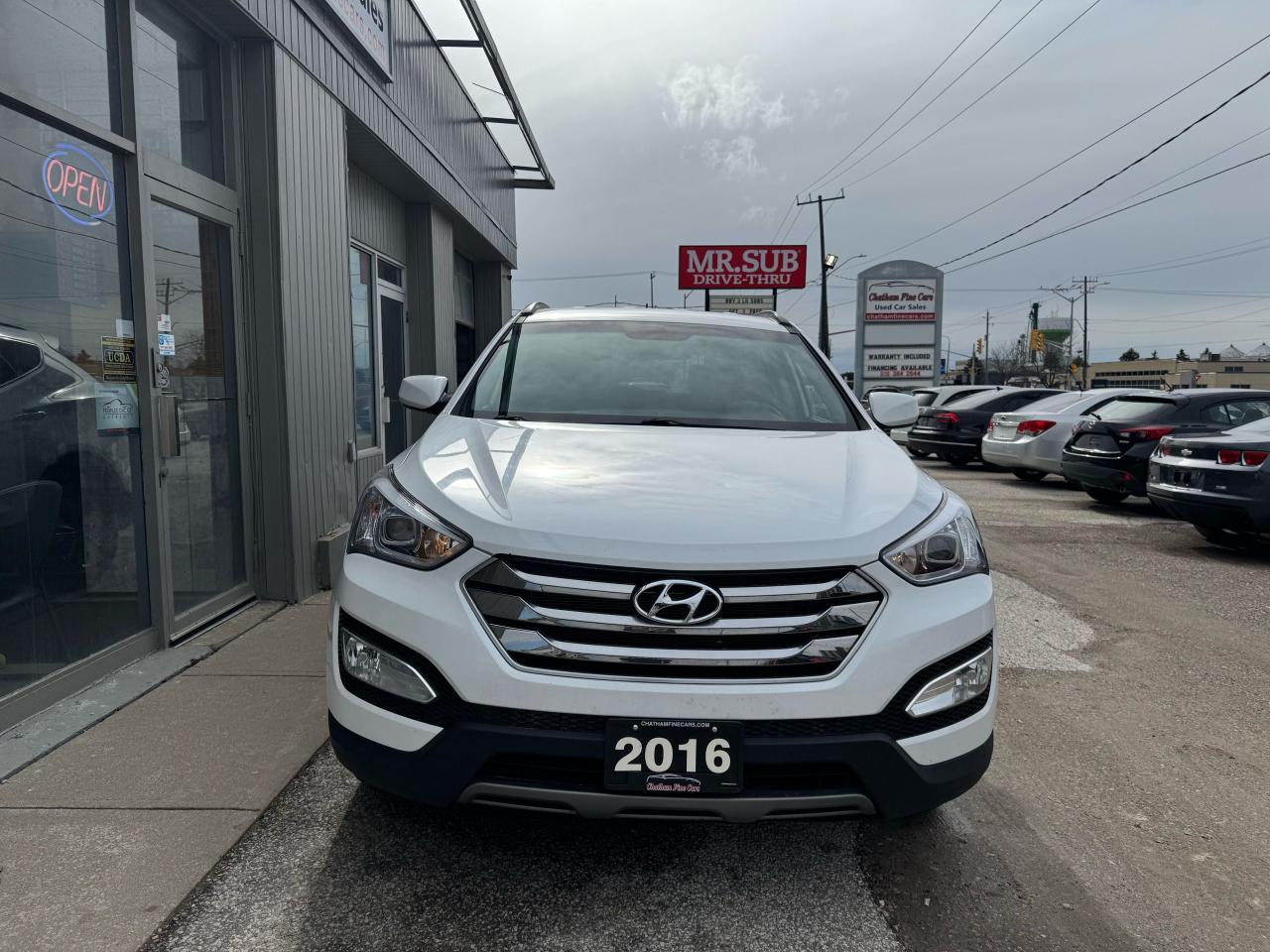2016 Hyundai Santa Fe Sport Premium Photo2
