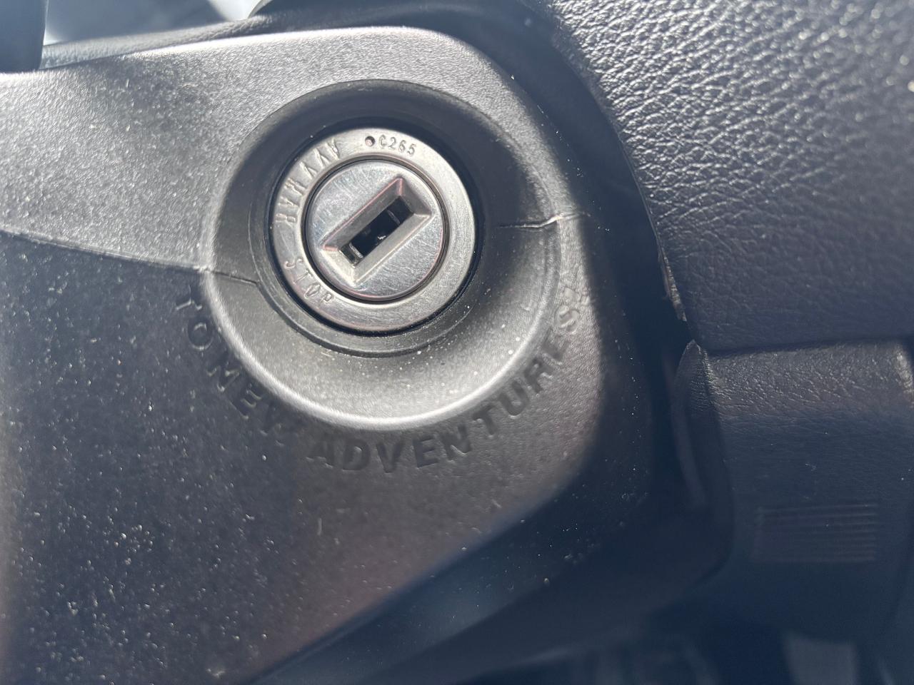 2015 Jeep Renegade 4x4 BACKUP CAM SPORT - Photo #14