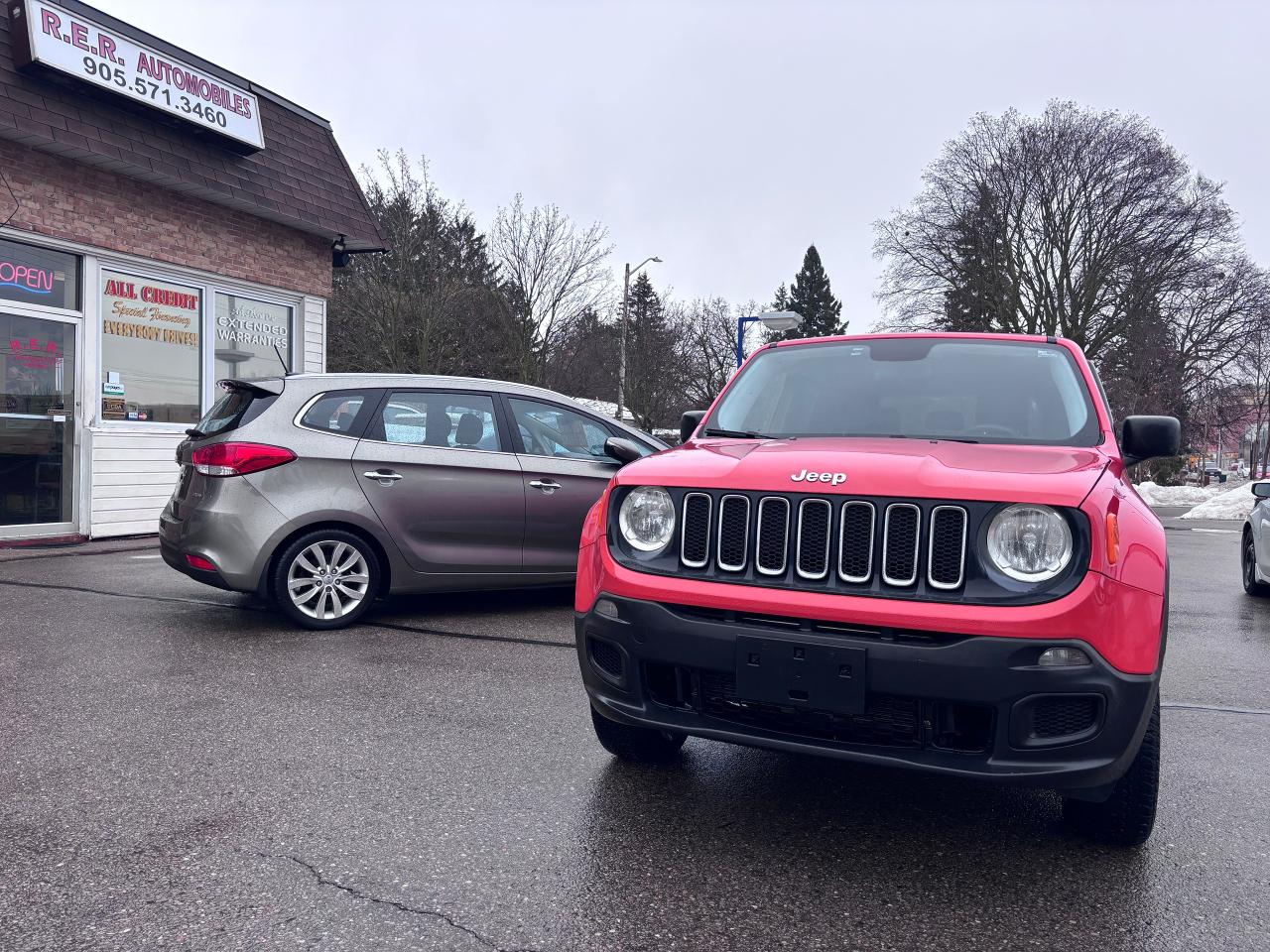 2015 Jeep Renegade 4x4 BACKUP CAM SPORT - Photo #5