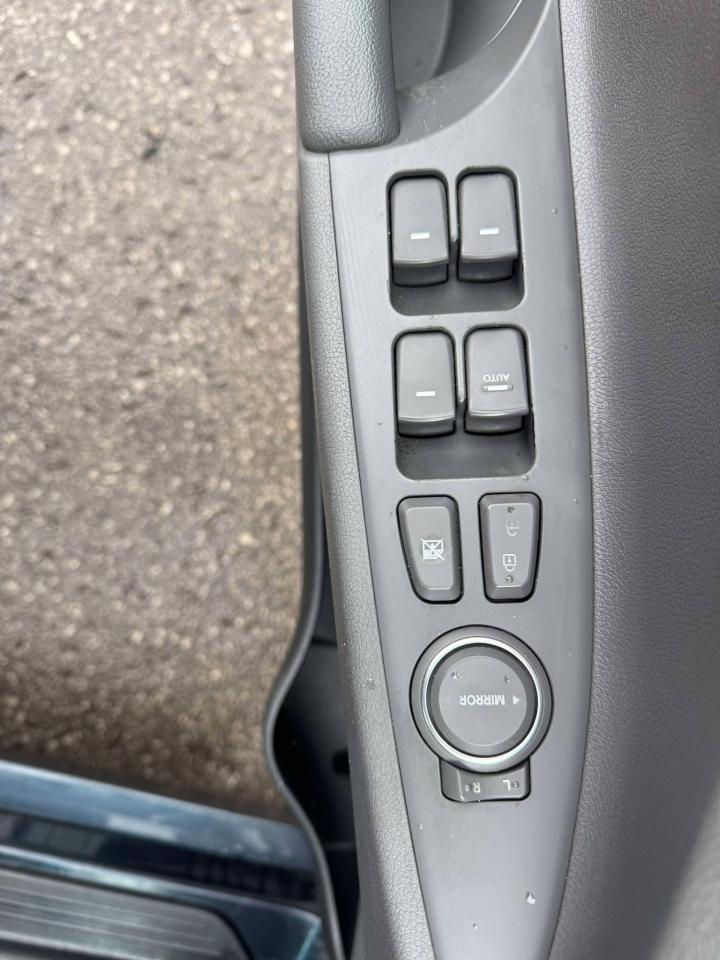 2012 Hyundai Sonata 4dr Sdn 2.4L Auto GLS - Photo #20