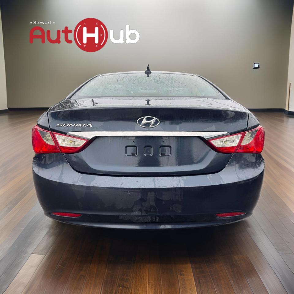 2012 Hyundai Sonata 4dr Sdn 2.4L Auto GLS - Photo #6